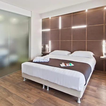 Hotel Biafora & 4*