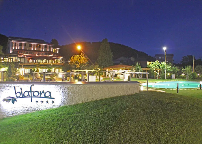 Biafora & 4*